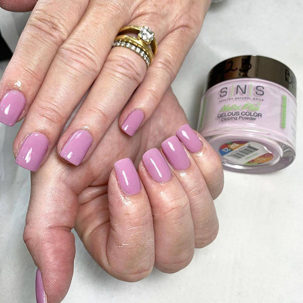 Master the Tricks of Removing Dipping Powder Nails at Home