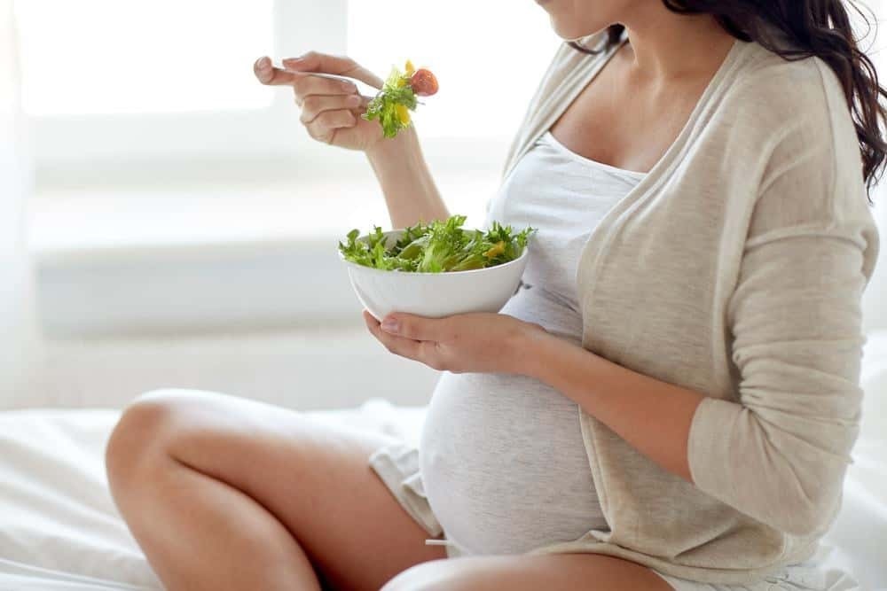The Best Snacks to Eat During Pregnancy